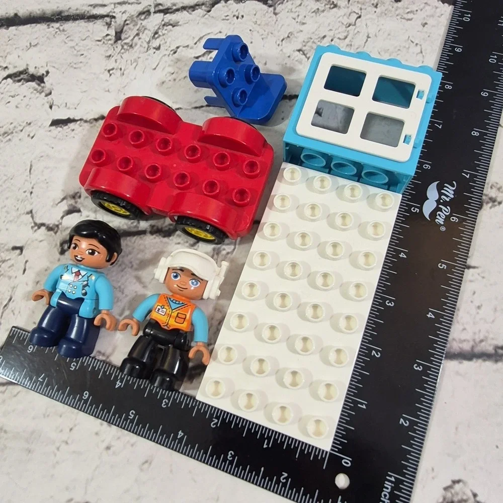Lego Duplo Lot Figures Traffic Guy Pilot Woman Building Block Window Car Chair